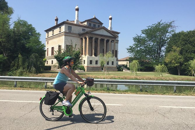 Venice Countryside Bike Tour - Villa Widmann Rezzonico Foscari: inside visit and garden time