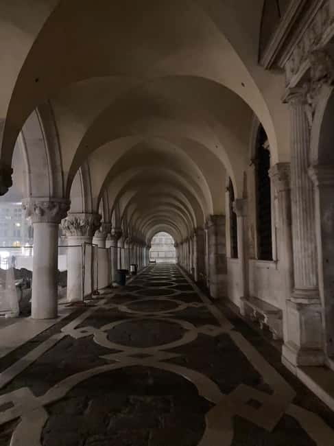 Venice: Crimes, Legends, and Mysteries Sunset Tour - Price and Value: Why $33 Can Make Sense Here