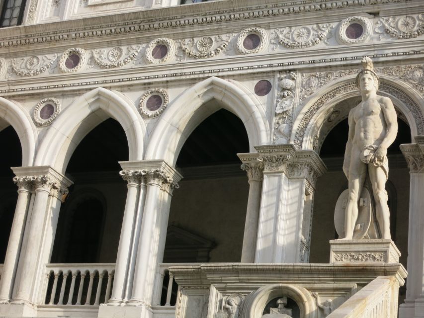 Venice: Doge's Palace and Basilica Tour with Gondola Ride - Timing, Meeting Point, and Logistics That Actually Matter