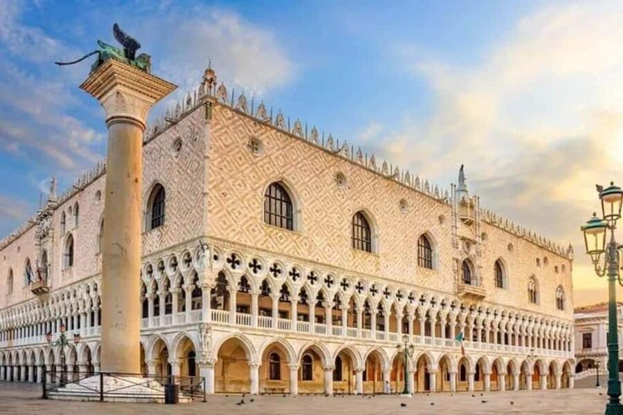 Venice Doge's Palace and St Mark's Basilica Guided Tour - The included headset system: helpful when it works, worth checking on arrival
