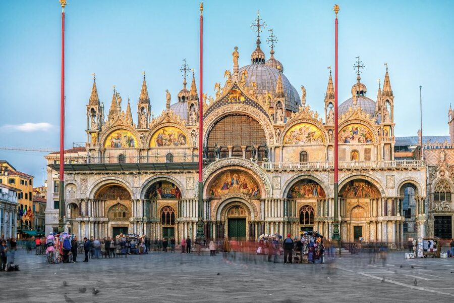 Venice: Doge's Palace and St. Mark's Basilica Guided Tour - Duration and pacing: why 2 hours is actually a smart Venice move
