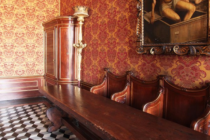 Venice: Doge’s Palace Prisons & Secret Itineraries Guided Tour - Palazzo delle Prigioni (New Prison) and Self-Guided Cell Time