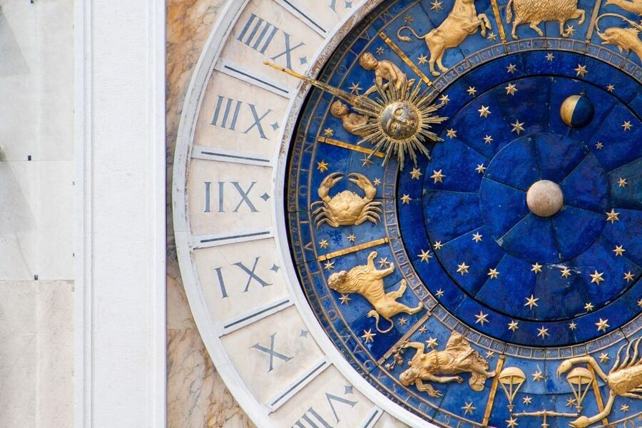 Venice: Doge's Palace Skip-the-Line Guided Tour - Skip-the-line, audio receivers, and whether $79 makes sense
