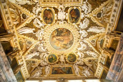 Doge’s Palace Skip-the-Line Tour with Prisons
