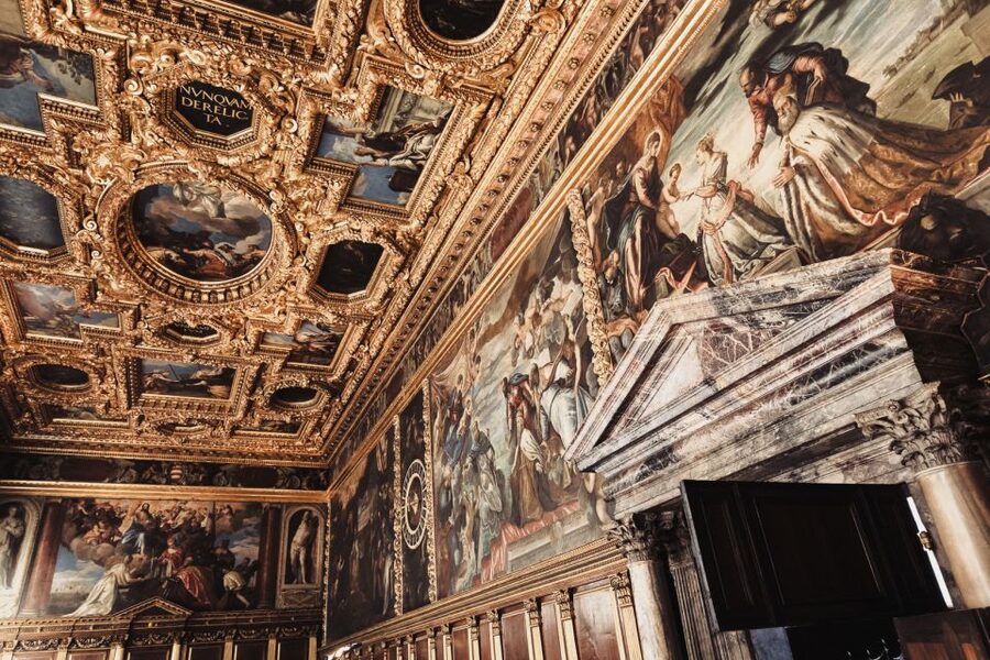 Venice: Doge's Palace & St Mark's Tour with Upgrade Option - St Mark’s Basilica with skip-the-line entry: mosaics, symbolism, and treasure tales