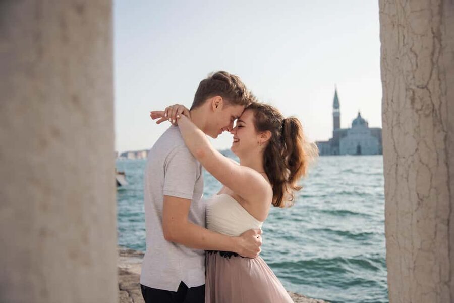 Venice: Exclusive Photoshoot in Hidden Locations - Price for a Group, Not Per Person: Why This Can Be Good Value