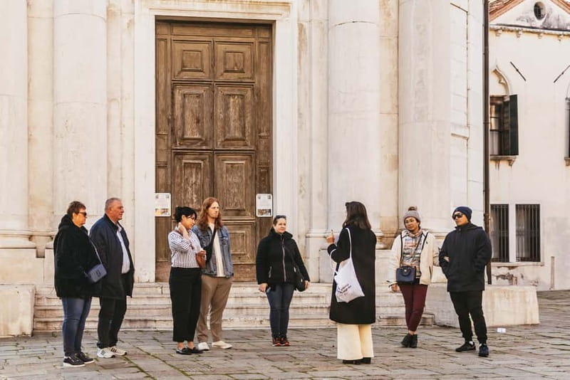 Venice: Food Tasting Tour with Cicchetti Dishes and Wine - Who should book this Venice cicchetti and wine tour