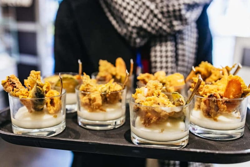 Venice: Food Tasting Tour with Cicchetti Dishes and Wine - Rialto orientation: markets, bridges, and the feeling of being in the right place