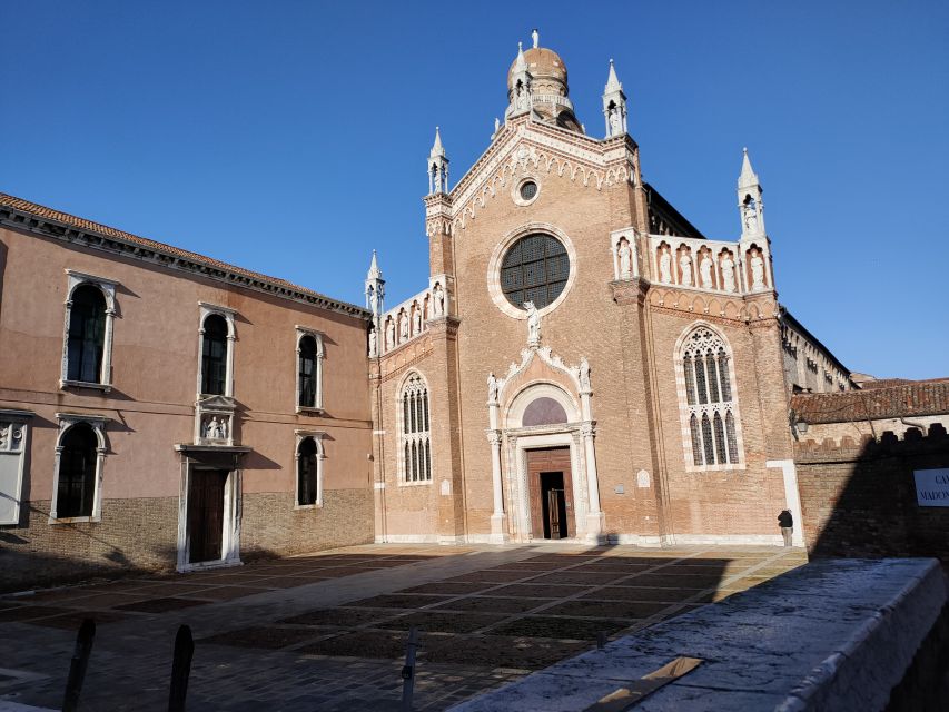 Venice: Ghetto Highlights and Cannaregio Walking Tour - Entering the Venice Jewish Ghetto Area: Streets, Meaning, and Maps