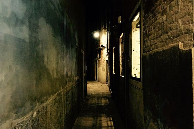 Venice Ghost Stories, Legends and Anecdotes Tour - Meeting point and walking route: from Campo squares to Rialto back alleys