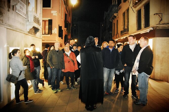 Venice Ghost Stories, Legends and Anecdotes Tour - Riva del Carbon and the “hotel palaces” story angle