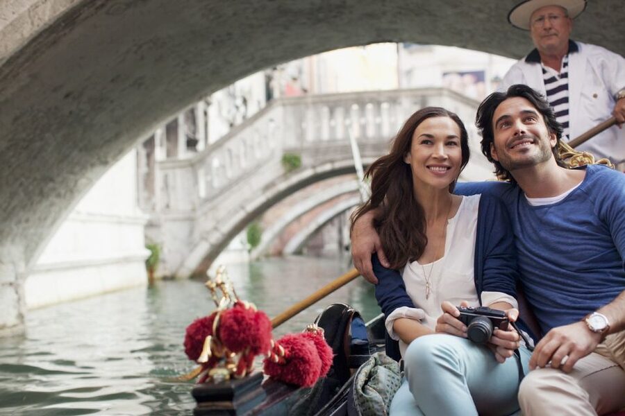 Venice: Grand Canal by Gondola with Live Commentary - How Long You Really Spend on the Water (and Why 30 Minutes Can Be Enough)