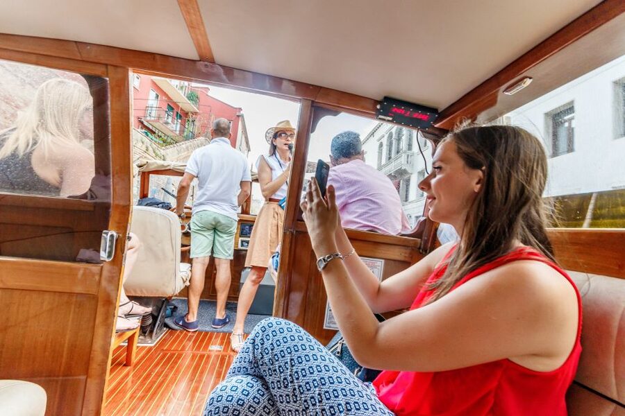 Venice: Grand Canal Private Boat Trip - Grand Canal Views With a Real Guide, Not Just a Seat