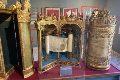 Guided Tour of the Jewish Ghetto and Synagogue Visit