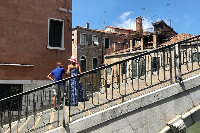 Venice Hidden Gems and Secrets Tour with a Local in Small Group - Where the Tour Starts, Ends, and How to Plan Your Day