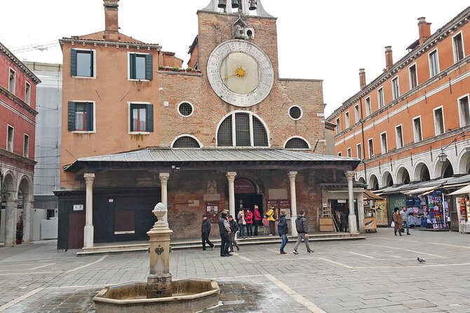 Venice highlights and hidden gems Small Group walking tour - Why a short Venice tour can actually be smart