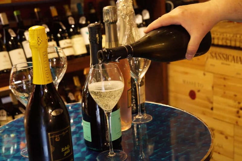 Venice: Italian Prosecco or Red Wine Tasting Expereince - Price and Value: Is $55.80 Worth It?