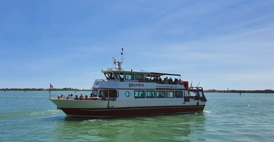 Venice: Murano & Burano Panoramic Boat Tour w/ Glassblowing - The panoramic boat ride, where the lagoon views do half the work
