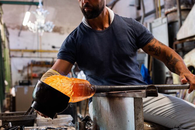 Venice Murano Island Glass Factory Tour with Glass Blowing Demonstration - The live glassblowing demo: what to watch for
