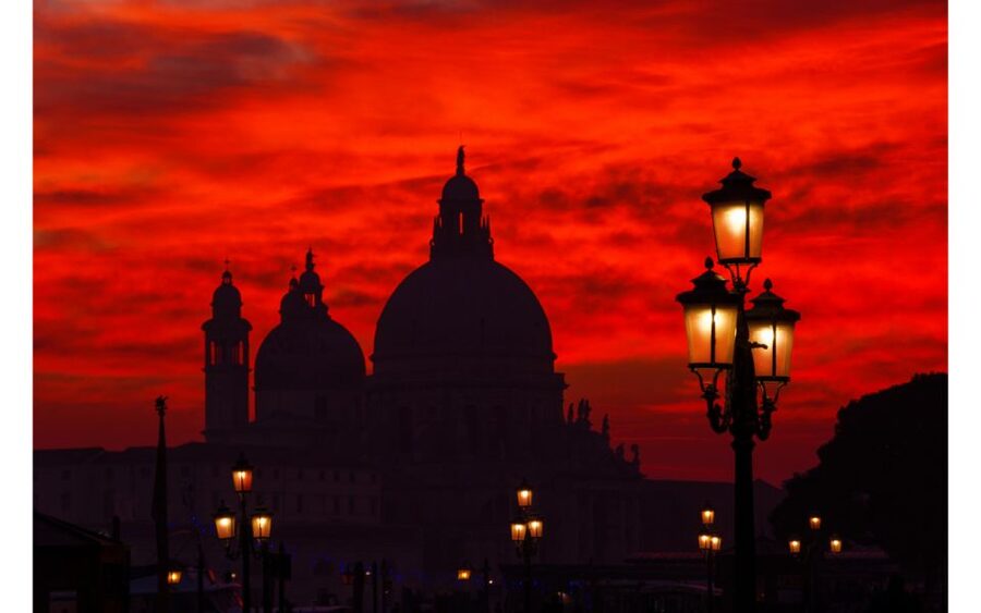 Venice: Mysterious Tales of Ghosts and Murders - The 90-Minute Route, Stop by Stop: Campo San Bartolomio to St Mark’s