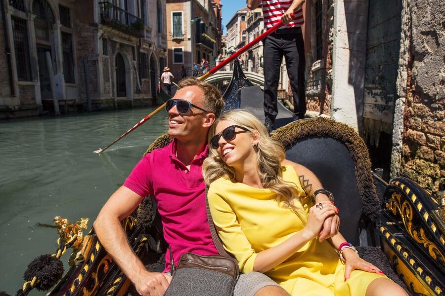 Venice: Off the Beaten Path Private Gondola Ride - Timing, Comfort, and the Stuff That Can Make or Break the Ride