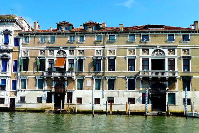 Venice Palazzo Mocenigo: History of Textile, Costume and Perfume - How perfume becomes a Venetian story, not just a scent display