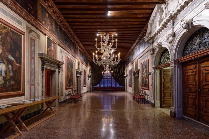 Venice Palazzo Mocenigo: History of Textile, Costume and Perfume - Entering the museum: self-guided, so bring your curiosity