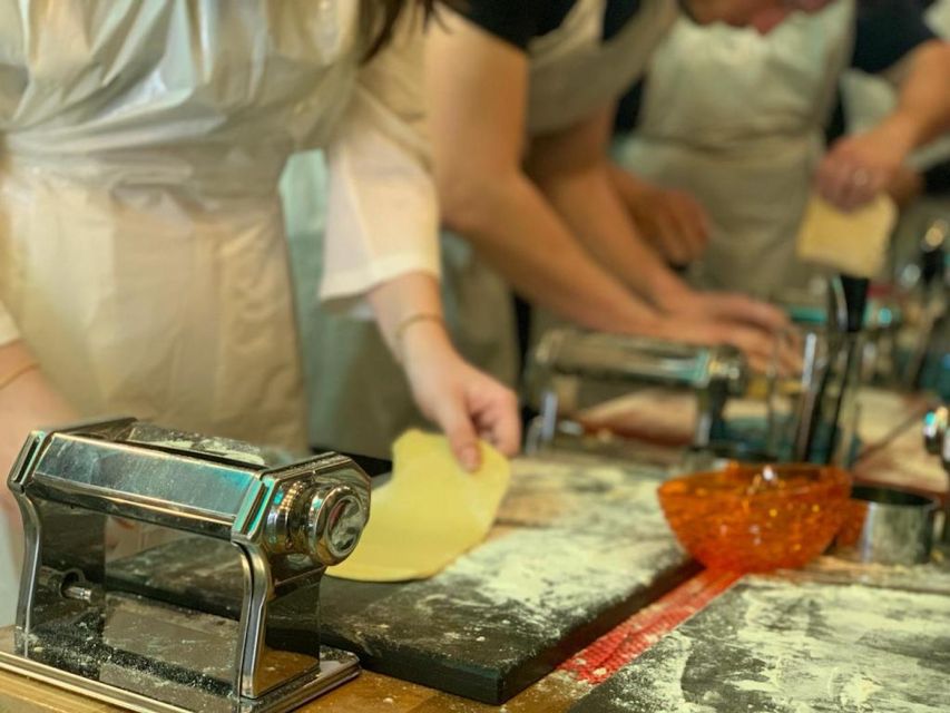 Venice: Pasta and Tiramisu Cooking Class with Wine - Inside the Restaurant in Dorsoduro: Where the Evening Feels Local