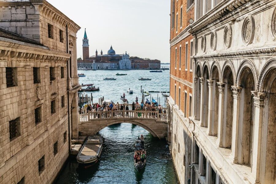 Venice: Private Entry Doge Palace & St. Mark Terraces Tour - Arrive at San Marco and Start in “Morning Venice” Mode