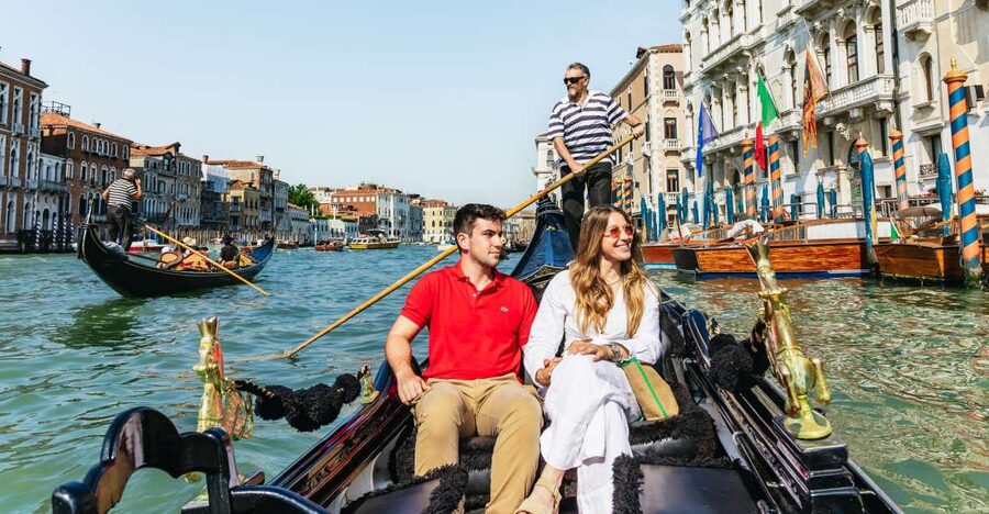 Venice: Private Gondola Ride along Grand Canal - The Gondola Gallery: Craft Lessons Before You Glide