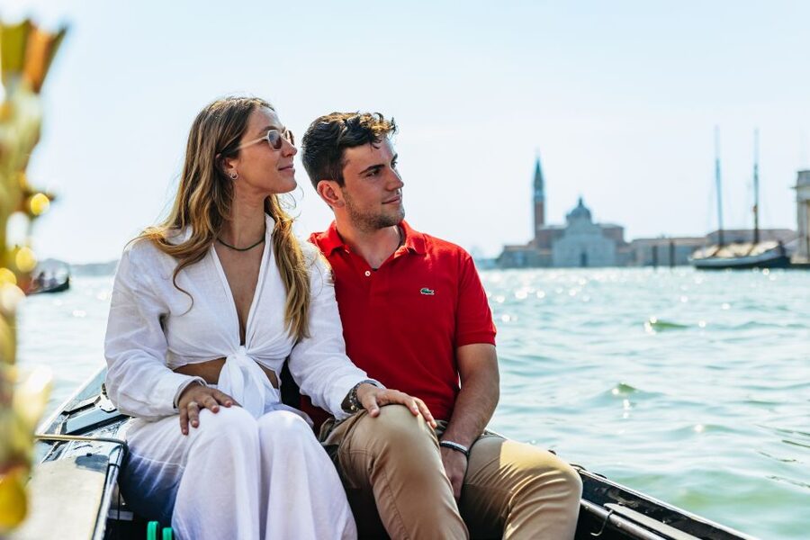 Venice: Private Gondola Ride along Grand Canal - Teatro La Fenice, Santa Maria della Salute, and Punta della Dogana from the Water