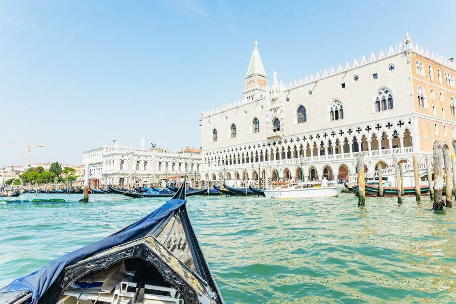 Venice: Private Gondola Ride along Grand Canal - Weather, Tides, and Why 30 Minutes Still Works in Venice