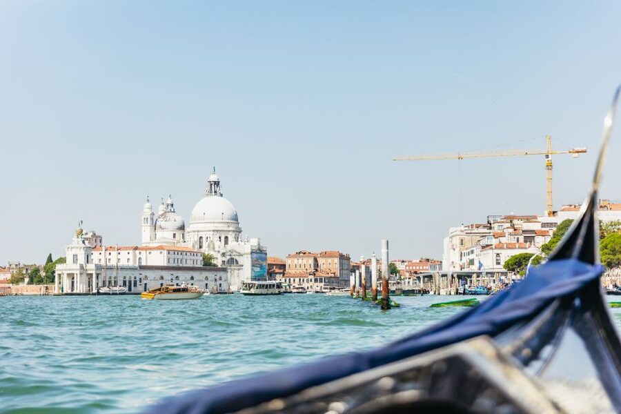 Venice: Private Gondola Ride along Grand Canal - Getting to Campiello Traghetto or Rio dellOrso Without Stress