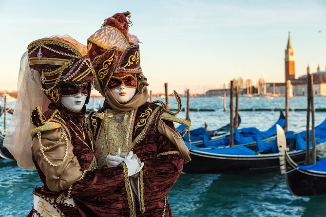 Venice Private Gondola Ride: Explore Hidden Canals and Sights - Why this private gondola feels different than the usual Venice ride