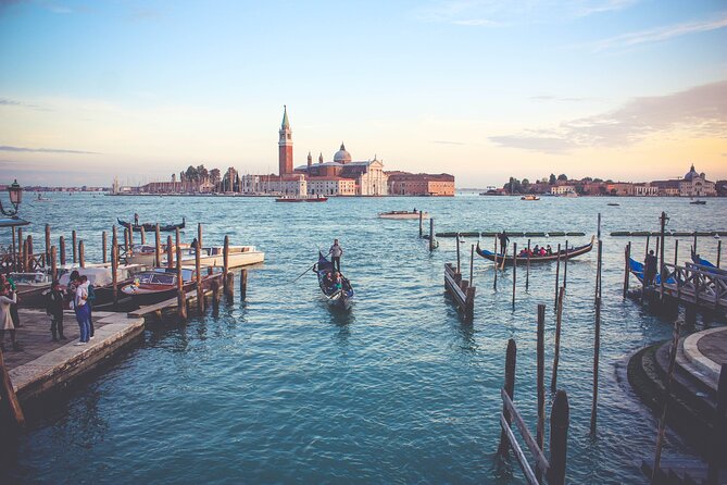 Venice Private Walking Tour with a Local - Starting at Riva degli Schiavoni, then walking Venice the practical way