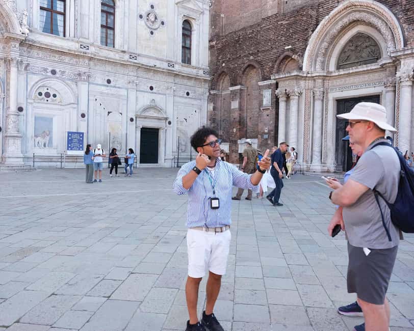 Venice: Rialto Bridge & Offbeat Unusual Venice Walking Tour - Key things that make this tour worth your time