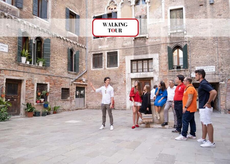 Venice: Rialto Bridge & Offbeat Unusual Venice Walking Tour - Grand Canal “best shot” planning without the big-tour chaos