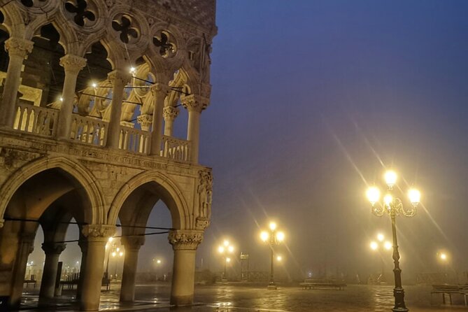 Venice- Saint Mark's Basilica Exclusive Night Tour - Dress code and comfort tips that prevent stress