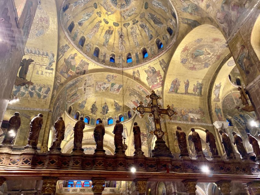 Venice: Saint Mark's Basilica Guided Tour - Stories around the Venetian Republic: the guide is the difference