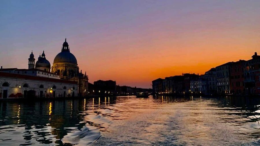 Venice: Shared Gondola Ride at Sunset - Who This Shared Gondola Ride Suits Best