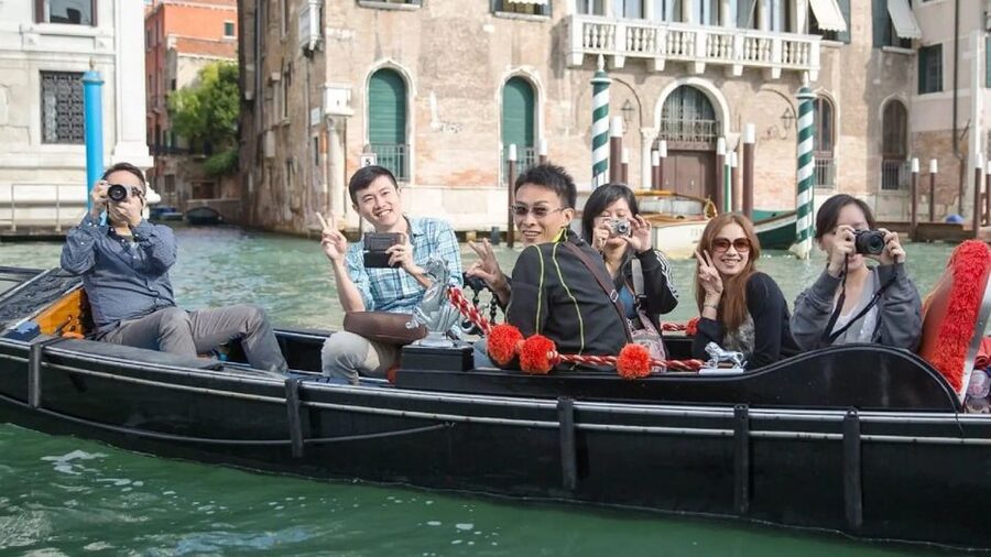 Venice: Shared Gondola Ride at Sunset - FAQ
