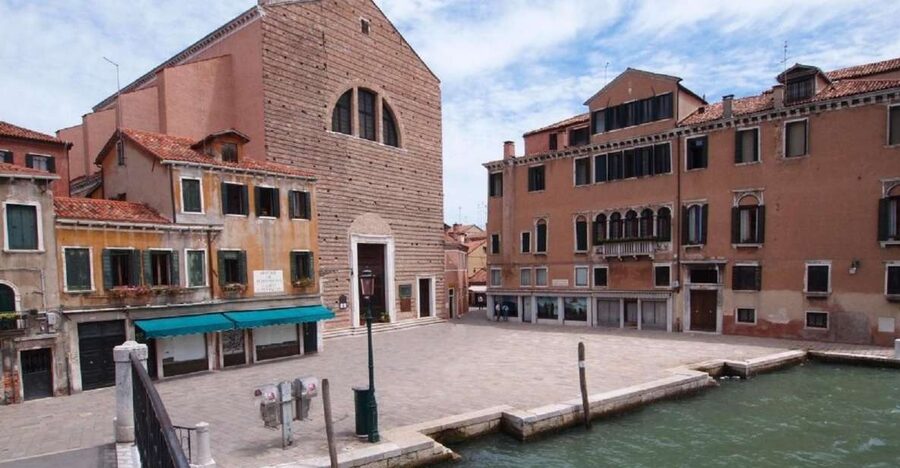 Venice: Sightseeing Tour with a Local expert - What Makes This Venice Walk Worth $41 for 2 Hours