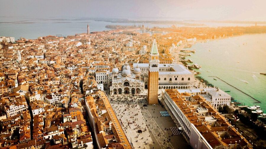 Venice: St. Mark's Basilica and Gondola Morning Tour - The “golden” inside: mosaics, marble inlay, and what to look for