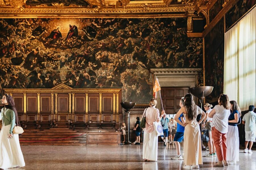 Venice: St. Mark's Basilica & Doge's Palace Tour with Ticket - Doge’s Palace for 2 hours: where Venetian power feels human