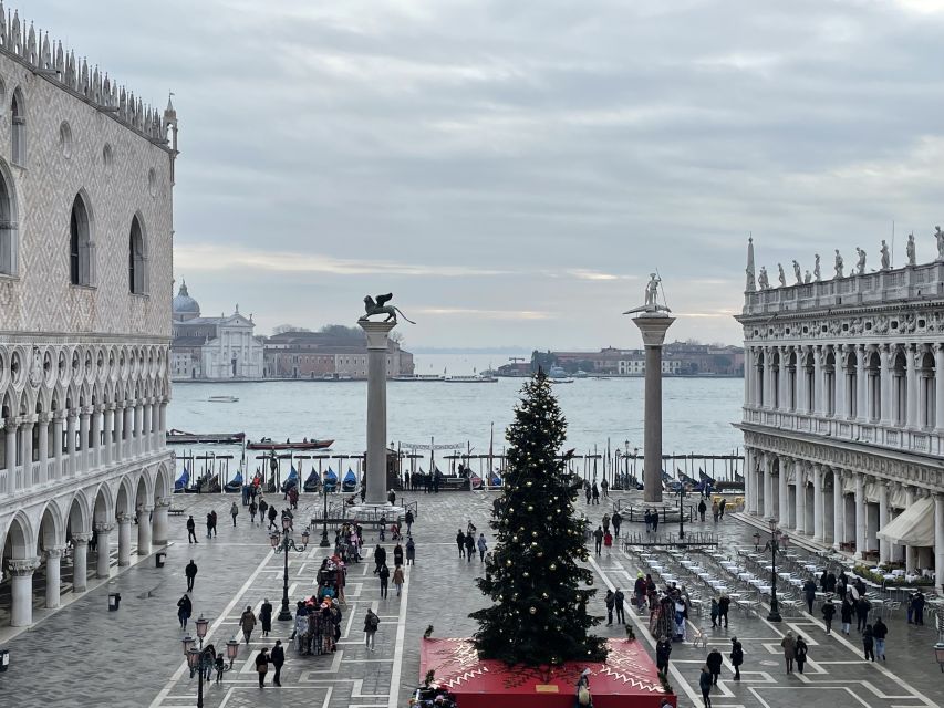 Venice: St. Mark's Basilica & Doge's Palace Tour with Ticket - Dress code and restrictions, how to avoid the worst kind of delay