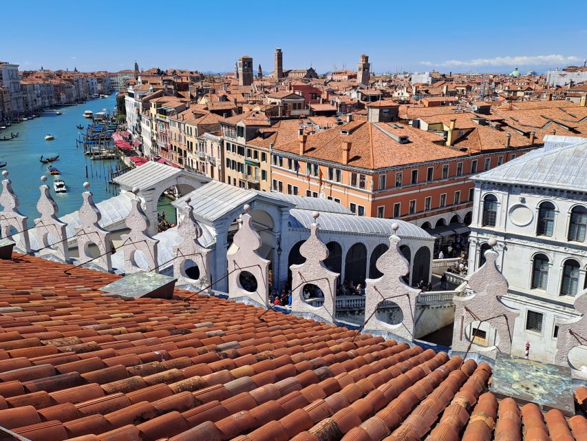 Venice: St. Mark’s Basilica Ticket with Host and Audioguide - Timing in Venice, especially in summer: protect your connection to the square