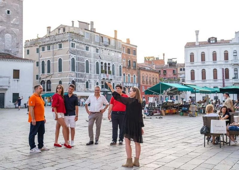 Venice: St. Mark’s Classic Walking Tour & Bell Tower Entry - Strolling to St Mark’s Bell Tower, then skipping the ticket line