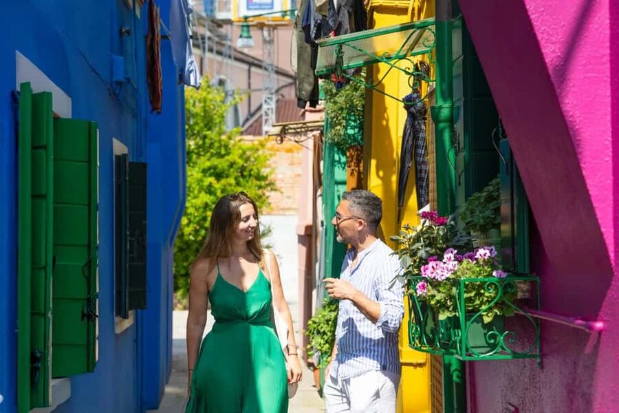 Venice: St Mark's, Doge's Palace, Murano & Burano Day Tour - Why this Venice highlights day works even when you only have one day