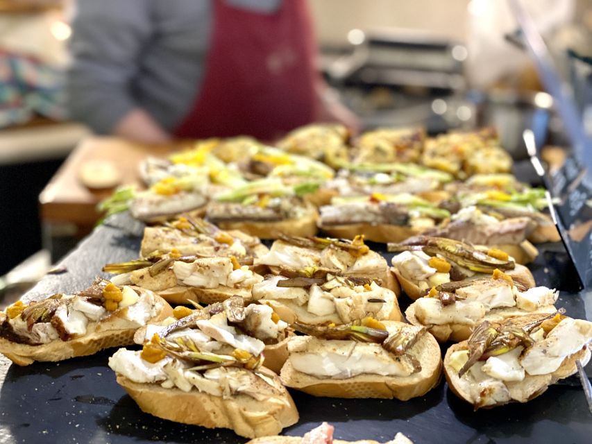 Venice: Street Food Tour with a Local Guide and Tastings - Diets, fish-market timing, and other gotchas you should plan for