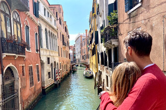 Venice Street Food Tour with Local Guide with Local Food Market Visit - Beyond the Bars: Cheese, Cakes, and Buranelli Biscuits
